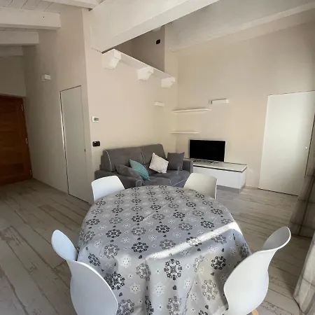 Maison Blanche * La Salle